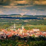 Apartman Luxurious, Lovely And Romantic In