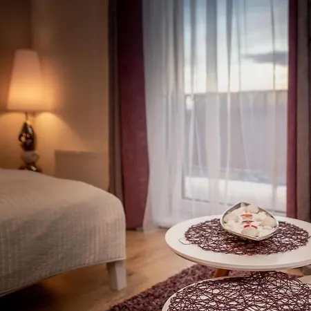 Luxurious, Lovely And Romantic In 아파트 *